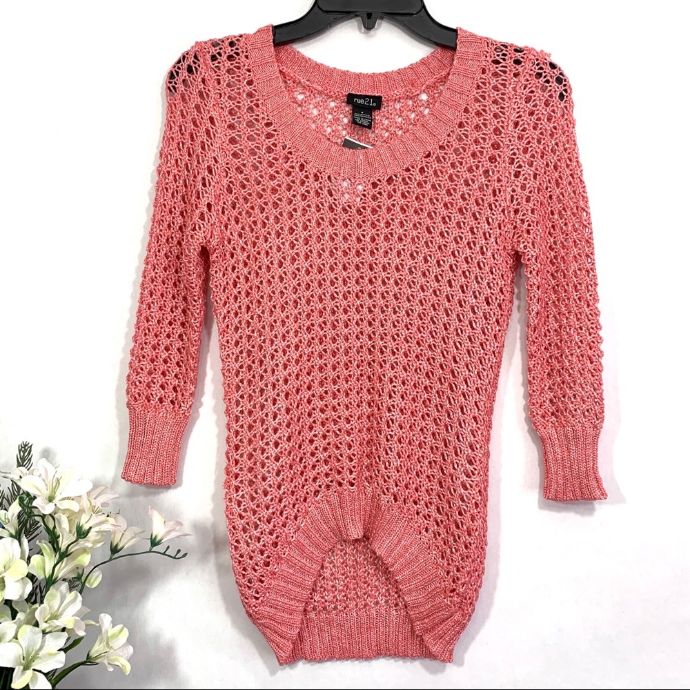 Rue21 Women’s Coral 3/4 Sleeve High-Low Knit Top - NWT